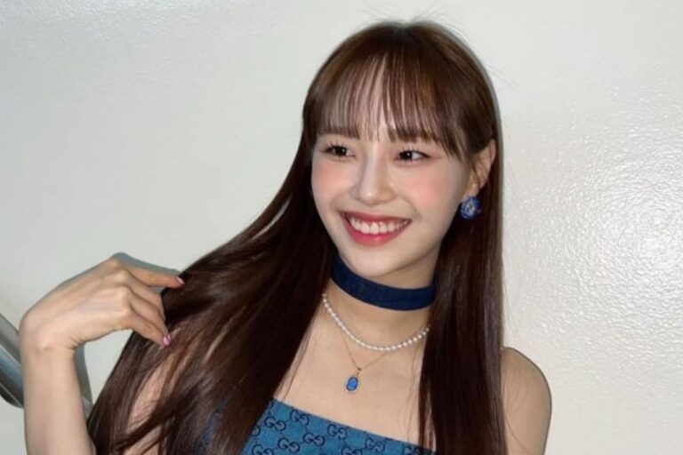 Read more about the article Loona Chuu Heart Attack Lyrics In English